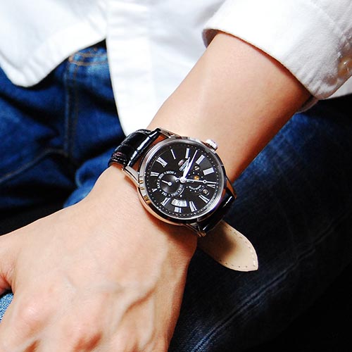 【美品】【定価55,000円】ORIENT 機械式腕時計 RN-AK0003B時計