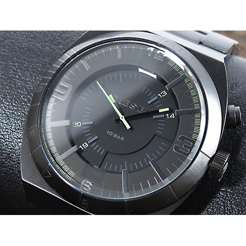 ディーゼル DIESEL レッドライト 腕時計 DZ1415